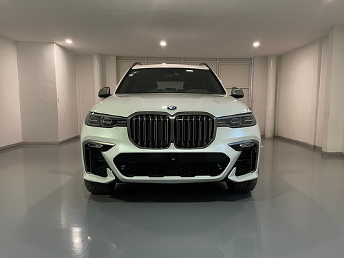 BMW X7 5p M50i V8/4.4/T Aut