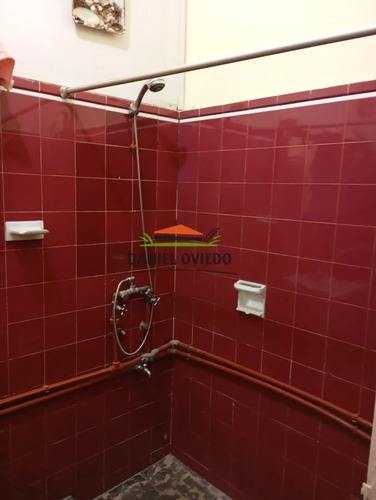 En Venta En Pleno Centro De La Ciudad, Hermosa Casa A Solo 3 Cuadras De Plaza Independencia.