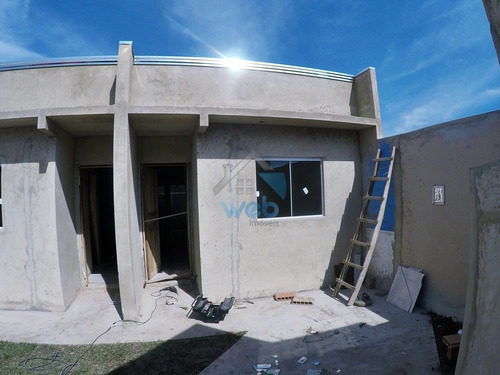 Imagem 2 de 26 de Excelentes Casas Em Pequeno Condomínio No Bairro Campo De Santana, Com Dois Quartos, Sala, Cozinha Americana, Banheiro Social E Área De Serviços. - Ca01630 - 70039866