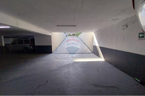 Excelente Ubicación Y Comodidad A Pasos Del Metro