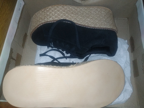 Zapatillas De Mujer Marca 47 Street Con Plataforma.