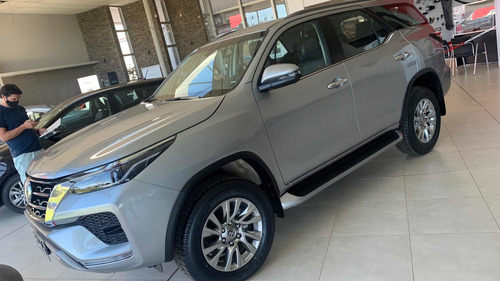 Toyota Sw4 2021 2.8tdi 207cv Blindado Rb3 360 Bullet Proof