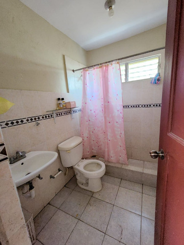 Se Venden Dos (2) Casas En Una En Res. Villas De Pantojas, Excelente Para Invertir (estan Rentadas)