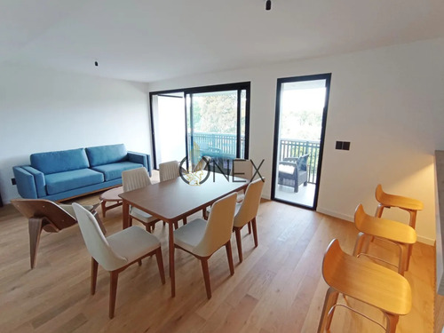 Venta De Apartamento De 3 Dormitorios De Lujo En Carrasco, Montevideo