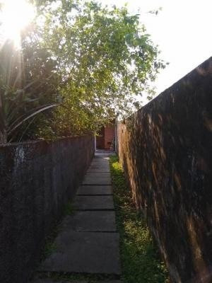 Casa Lado Praia Com Quintal Amplo Em Itanhaém Litoral Sul Sp