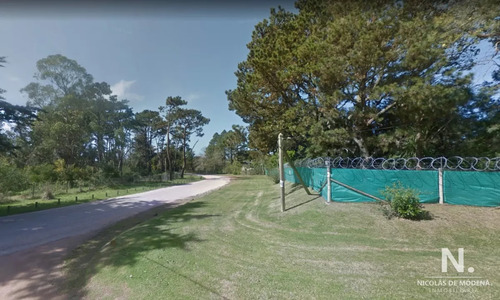 Terreno De Gran Superficie Sobre La Cancha De Golf