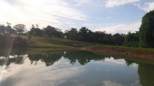 Chácara De 1.000 Metros Em Condomínio Fechado, Parcelada Em 48 Vezes.