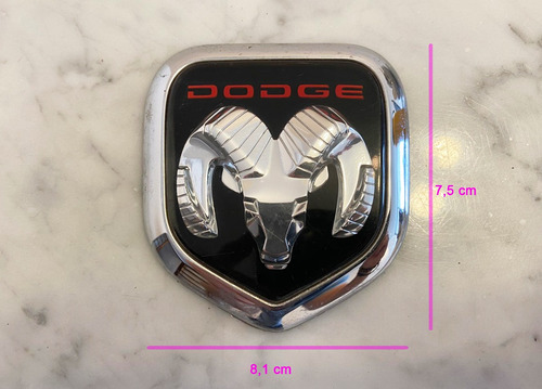 Emblema Insignia Dodge 8,1x7,5 Cm / Original