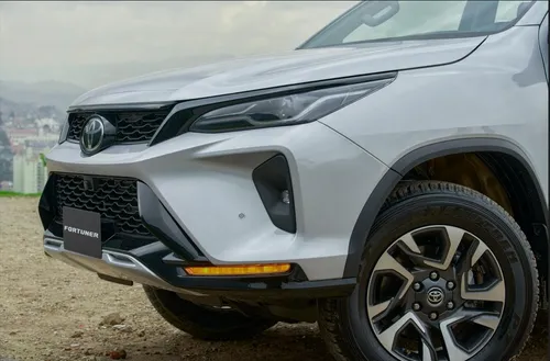 Toyota Fortuner 2.8 Diesel Srv 4X4 At