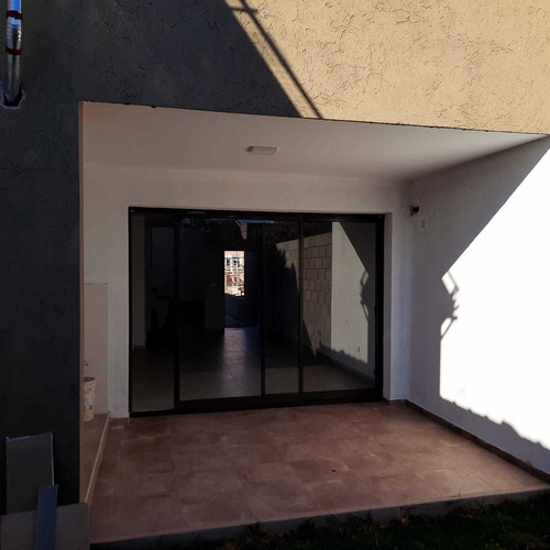 Imagen 8 de 10 de Dúplex Altos De La Calera!!!