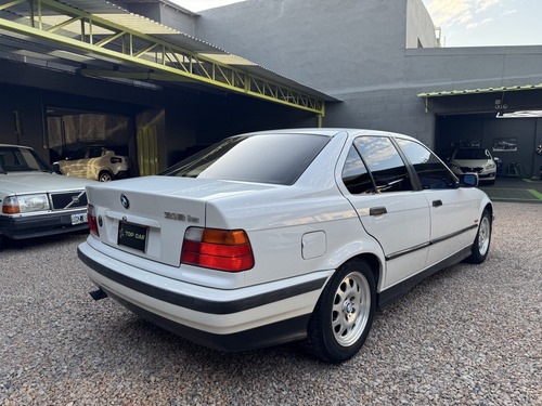 BMW Serie 3 1.8 318s Sedan