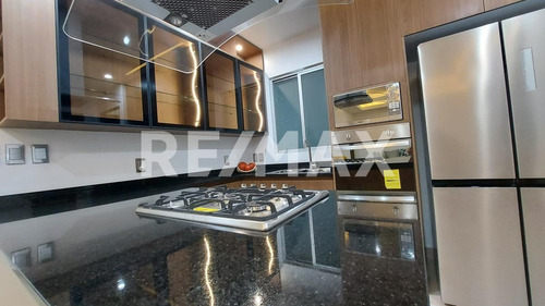Imagen 2 de 26 de Venta De Departamento Torre Del Bosque - (2)