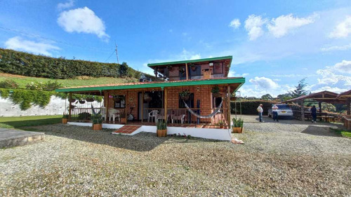 Linda Finca En Venta Con Vista, Senderos Ecológicos Y Aguas Propias