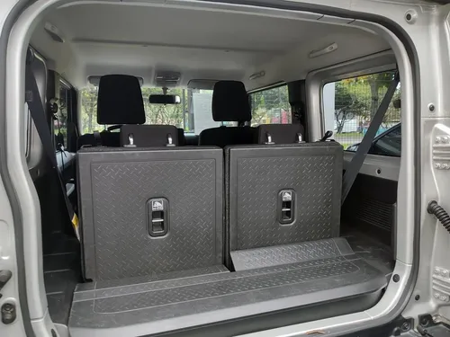 Suzuki Jimny 1.5 M/t