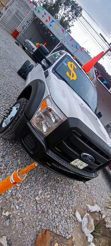Ford F-550 6.8 Xl At