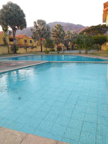 Imagen 12 de 12 de En Venta Townhouse San Diego Resd Los Frailes 0412-7439408