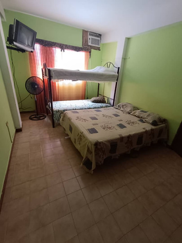 Casa De 2 Hab Y 3 Baños