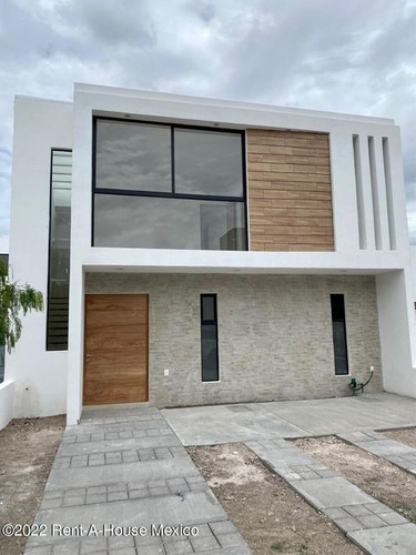 San Isidro Juriquilla Casa A Estrenar En Venta De 186 Mts2 Goh3836