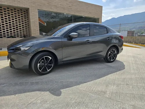 Mazda 2 Sedan 1.5 Grand Touring Lx At