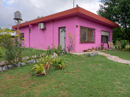 Casa  En Venta En Florencio Varela,  G.b.a. Zona Sur