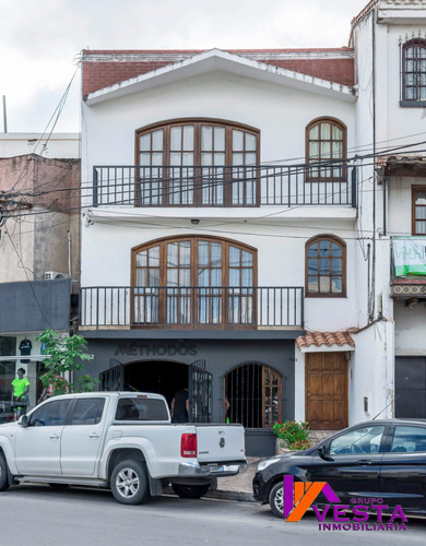 Avenida Bicentenario-casa-venta-macrocentro