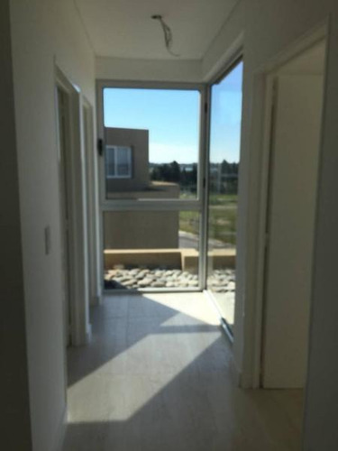 Imagen 15 de 23 de Triplex Con Terraza En Castaños, Las Piedras, Nordelta.