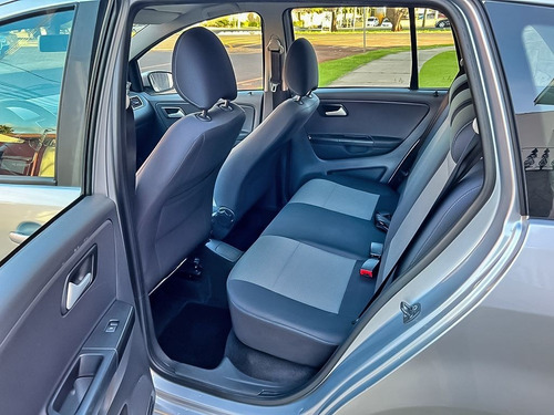 Imagem 7 de 15 de Volkswagen Spacefox 1.6 Mi Trend 8v