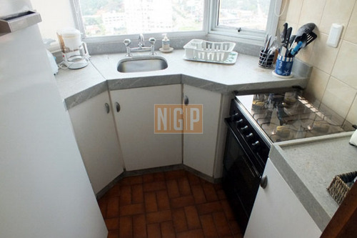 Apartamento En Lindisima Zona A Pasos De Punta Shopping - Ref: 4931