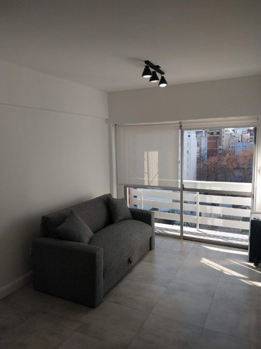 Imagen 3 de 10 de Vendo - Departamento Externo Con Balcon Un Ambiente
