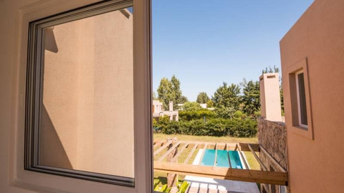 Casa A Estrenar En Venta En Santa Barbara