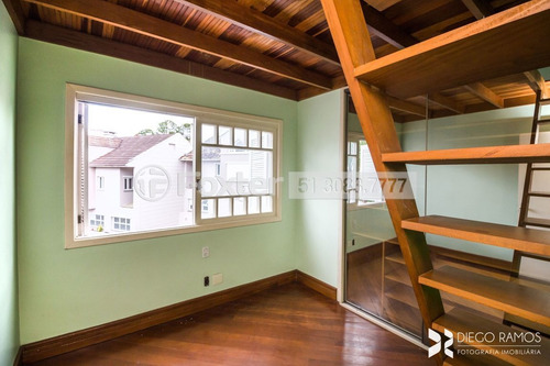 Casa Em Condomínio, 3 Dormitórios, 207.56 M², Pedra Redonda - 204479