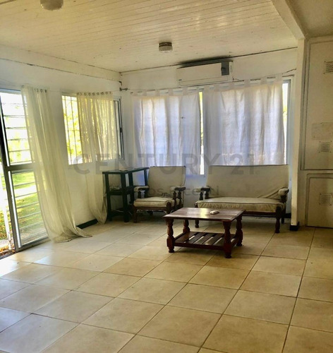 Imagen 11 de 20 de 631 E/ 13 Y 14. Casa Quinta En Venta En Sicardi. Condominio Los Fresnos