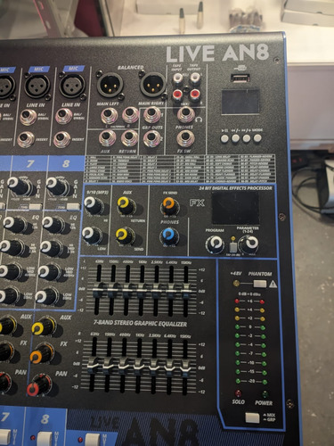 Audiolab Live An8 Mesa Consola Sonido Pro Mixer Efectos Eq