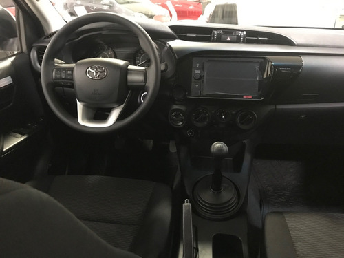 Toyota Hilux 4x4 Dc Dx 2,4tdi 150hp Man 6 Vel Entrega Ya '24
