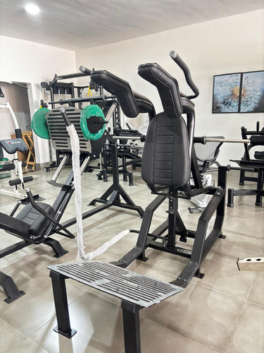 Agachamento Rack Squat Machine Bronco Fitness