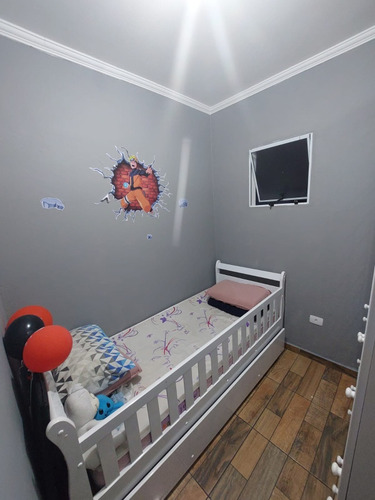 Casa Com 2 Dormitórios Cozinha E Banheiro