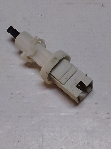 Bulbo Stop Para Fiat Peugeot Iveco Alfa Citroen 3 Pin Leer