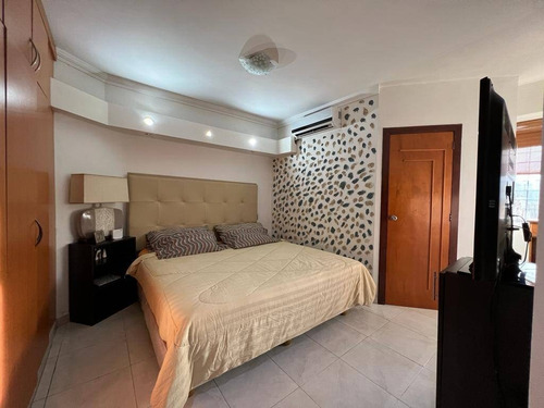 Imagen 15 de 15 de Re/max. Iris Hernandez. Vende Apartamento (100m2). La Trigaleña. Valencia. Codigo 147931 ( Solo Para Clientes )