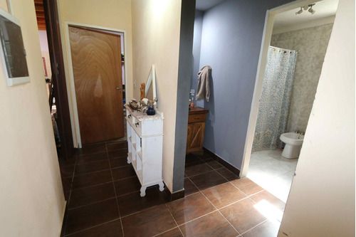 Imagen 21 de 30 de Venta Casa Quinta Virrey Del Pino Extenso Lote. Si Algo Nos Dejó La Pandemia Es La Necesidad De Vivir Con Espacio, Naturaleza Y Disfrutando De La Familia. Un Entorno Ideal Para Tu Gente. Inmobiliaria