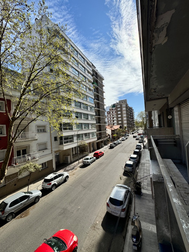 1 Ambiente Y 1/2 A La Calle C/ Balcón Saliente Plaza Mitre