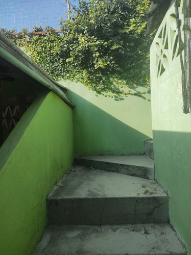 Casa 4 Ambientes Con Cochera