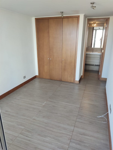 Departamento En Arriendo De 2 Dorm. En Concón