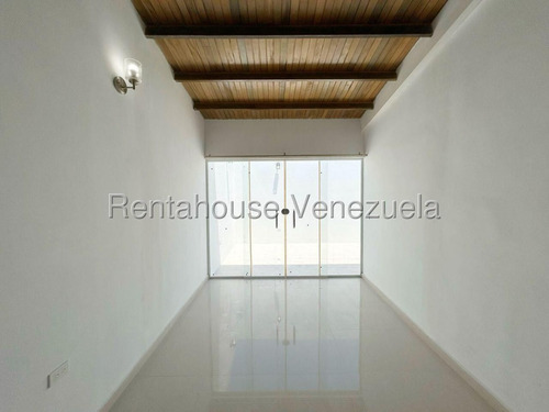 Nataly Zambrano*25-18080 Bella Moderna Acabados De Primera Casa (1 Nivel) En Venta En Tierra Del Sol, Para Empezar Una Nueva Historia Con Tu Familia .