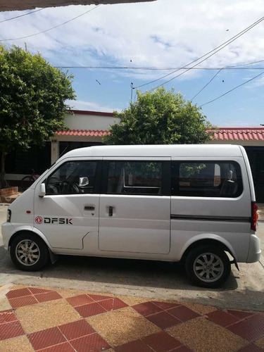 Van Pasajero Dfsk