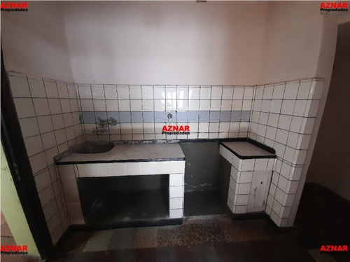 Imagen 4 de 15 de Casa De 2 Dormitorios Y 5 Ambientes (2258)