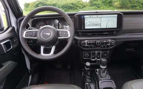Jeep Sahara High Altitude 4xe 2.0 L Enchufable