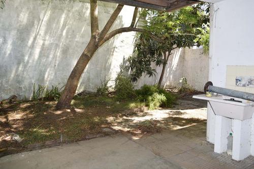 Imagen 30 de 30 de Venta De Casa En Berisso. Excelente Ubicación