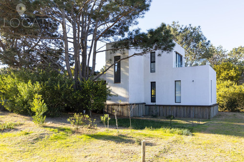 Alquiler Casa 3 Dormitorios Barrio Cerrado Laguna Escondida, José Ignacio