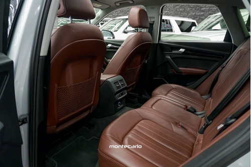 Audi Q5 2.0 L4 Dynamic S-Tronic At