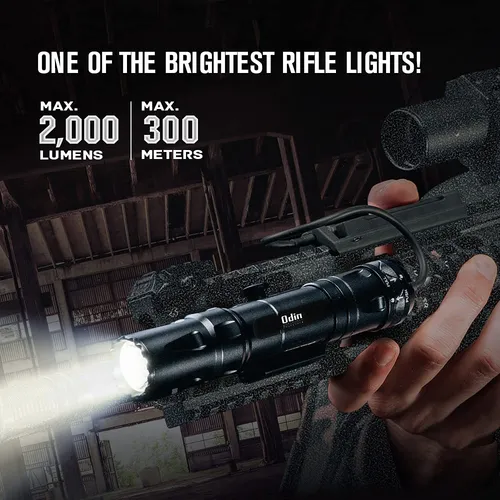 Linterna Táctica Olight Odin 2000 Lúmenes Recargable